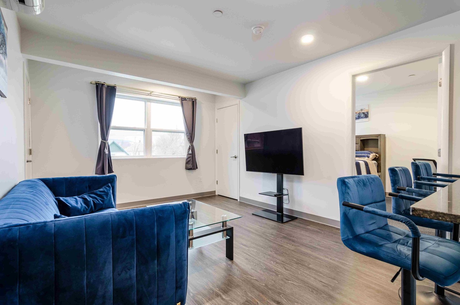 Home office in 2BR deluxe apartment Grand Monarch